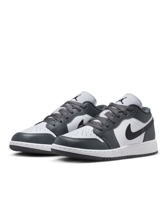 AIR JORDAN 1 LOW (GS) | 553560-152 WHITE/BLACK-IRON GREY