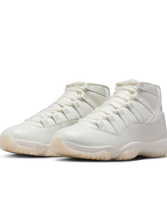 W AIR JORDAN 11 RETRO "PEARL" | AR0715-110 SAIL/PEARL GREY-WHITE-METALLIC SILVER