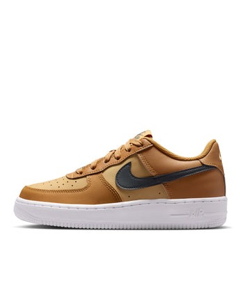 NIKE AIR FORCE 1 LE (GS) | CT3839-700 WHEAT/ANTHRACITE-CLUB GOLD-WHITE
