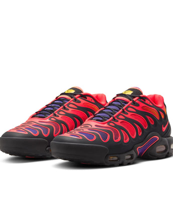 NIKE AIR MAX PLUS DRIFT | FD4290-003 BLACK/BRIGHT CRIMSON-FIELD PURPLE