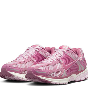 NIKE ZOOM VOMERO 5 | FJ2028-600 ELEMENTAL PINK/DESERT BERRY-PINK FOAM