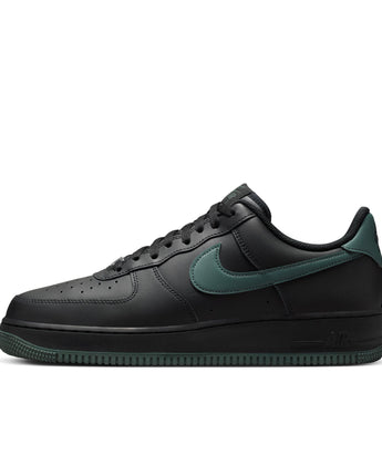 NIKE AIR FORCE 1 '07 | FJ4146-001 BLACK/VINTAGE GREEN