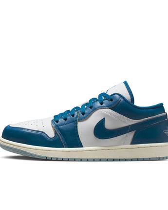 JORDAN 1 LOW SE | FN5214-141 WHITE/INDUSTRIAL BLUE-BLUE GREY-SAIL