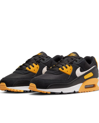 NIKE AIR MAX 90 | FN6958-002 BLACK/WHITE-UNIVERSITY GOLD