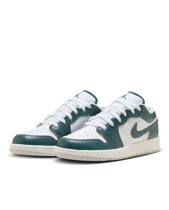 AIR JORDAN 1 LOW SE | FQ8041-300 OXIDIZED GREEN/OXIDIZED GREEN-WHITE-SAIL