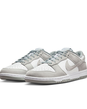 NIKE DUNK LOW RETRO SE LEATHER/SUEDE | FQ8249-101 WHITE/LIGHT PUMICE