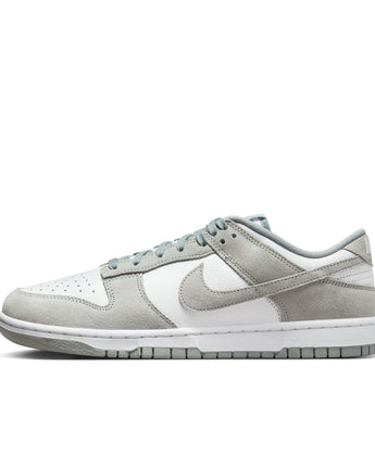 NIKE DUNK LOW RETRO SE LEATHER/SUEDE | FQ8249-101 WHITE/LIGHT PUMICE