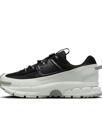 NIKE ZOOM VOMERO ROAM | FV2295-001 BLACK/BLACK-LIGHT SILVER-JADE HORIZON