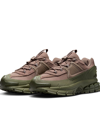 NIKE ZOOM VOMERO ROAM | FV2295-201 MINK BROWN/MINK BROWN-MEDIUM OLIVE