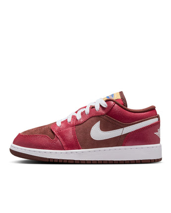 AIR JORDAN 1 LOW SE (GS) | HF3202-200 DARK PONY/WHITE-VARSITY RED-COCONUT MILK