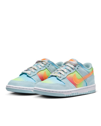 NIKE DUNK LOW (GS) | HF4797-474 GLACIER BLUE/TOTAL ORANGE-LT LEMON TWIST