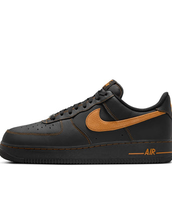 NIKE AIR FORCE 1 '07 LV8 | HQ2037-003 BLACK/DESERT OCHRE