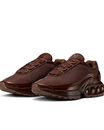 NIKE AIR MAX DN | HQ3837-200 LT CHOCOLATE/VELVET BROWN-DARK PONY