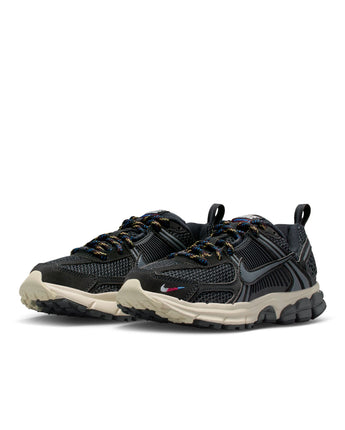 NIKE VOMERO 5 (GS) | IB5853-001 BLACK/ANTHRACITE-SOFT PEARL