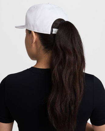 JORDAN PRO CAP | IF0628-100 WHITE/LT SMOKE GREY/BLACK