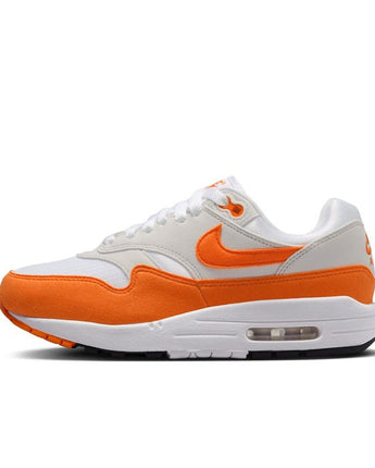 W NIKE AIR MAX 1 | DZ2628-002 NEUTRAL GREY/SAFETY ORANGE-WHITE-BLACK